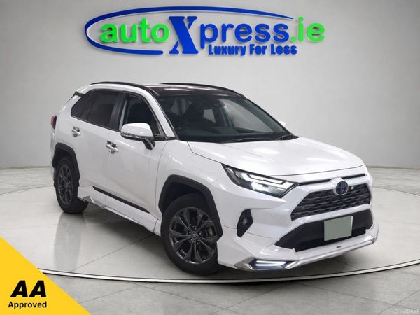 Toyota RAV4 SUV, Petrol Hybrid, 2022, White