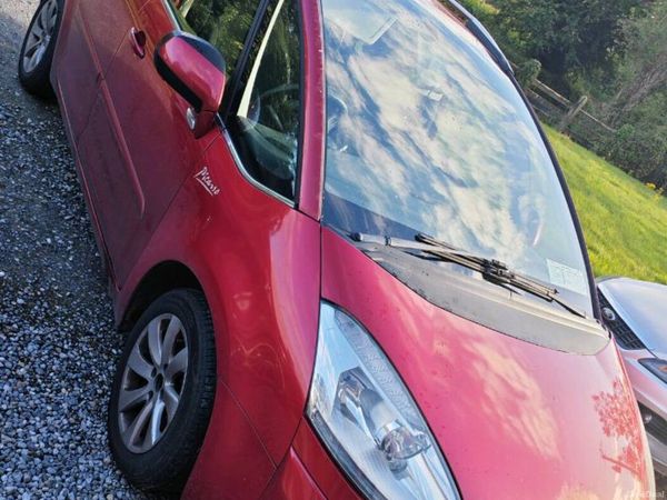 Citroen C4 Picasso MPV, Diesel, 2011, Red