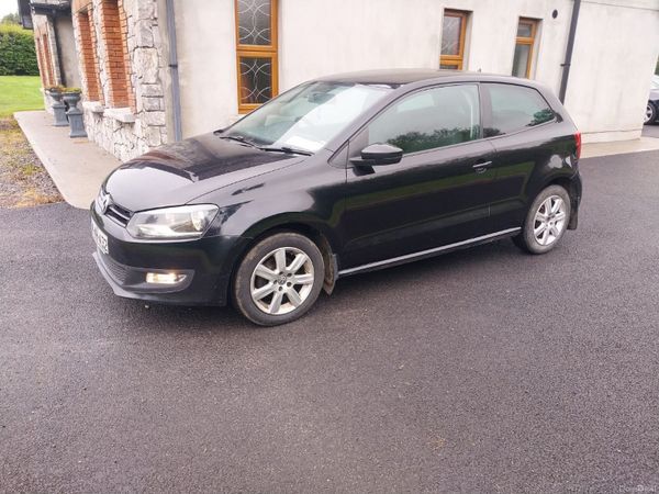 Volkswagen Polo Hatchback, Diesel, 2014, Black