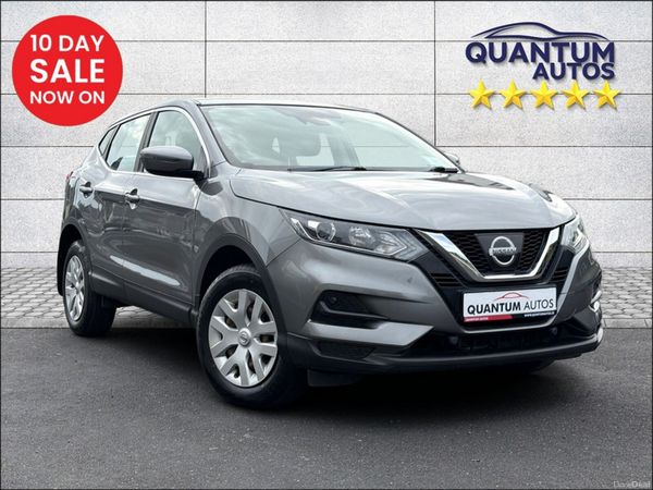 Nissan Qashqai SUV, Diesel, 2018, Grey