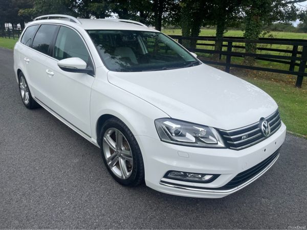 Volkswagen Passat Estate, Petrol, 2015, White
