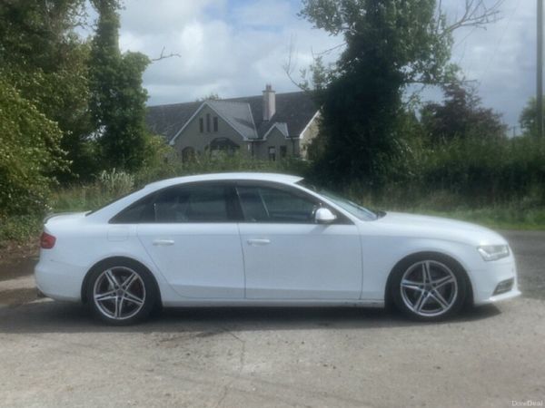 Audi A4 Saloon, Diesel, 2012, White