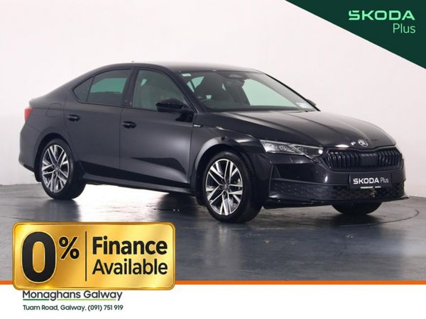 Skoda Octavia Hatchback, Petrol, 2025, Black