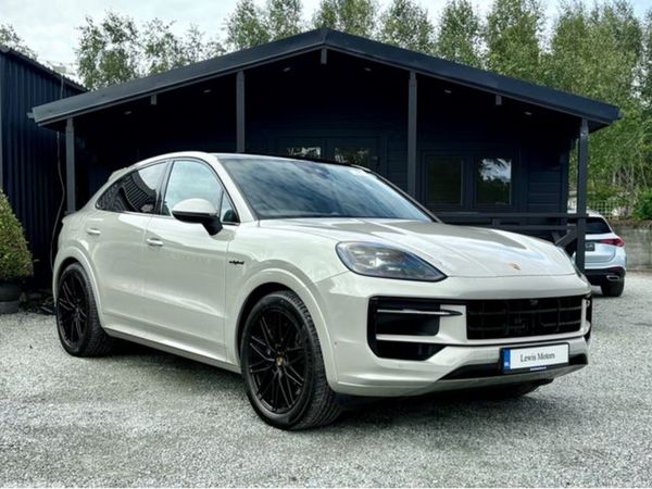 Porsche Cayenne SUV, Petrol Plug-in Hybrid, 2025, Grey