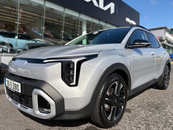 Kia Stonic Estate, Petrol Hybrid, 2026, Grey