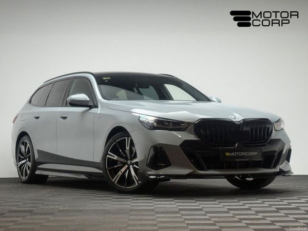 BMW 5-Series Estate, Petrol Plug-in Hybrid, 2026, Grey