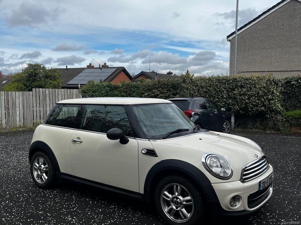 Mini One Hatchback, Petrol, 2013, White