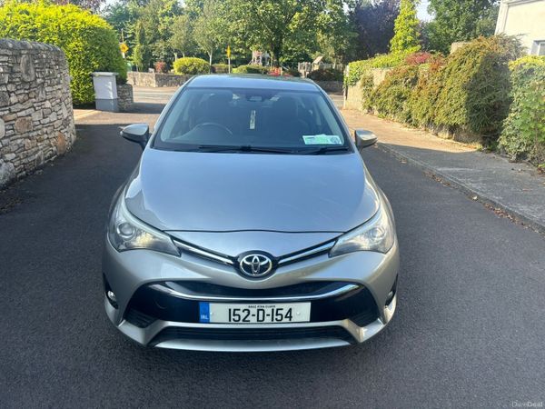 Toyota Avensis Saloon, Diesel, 2015, Grey