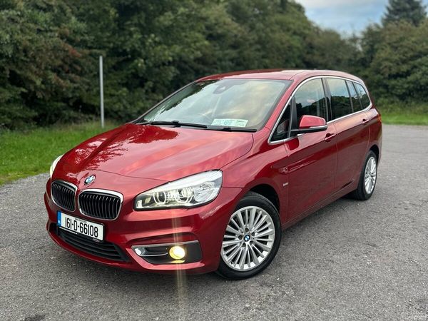 BMW 2-Series Estate, Petrol, 2016, Red