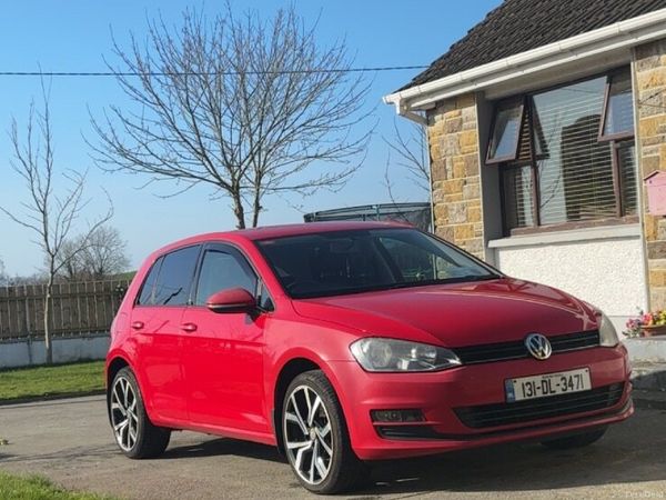 Volkswagen Golf Hatchback, Petrol, 2013, Red