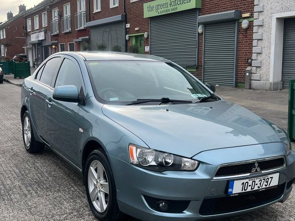 Mitsubishi Lancer Saloon, Petrol, 2010, Green
