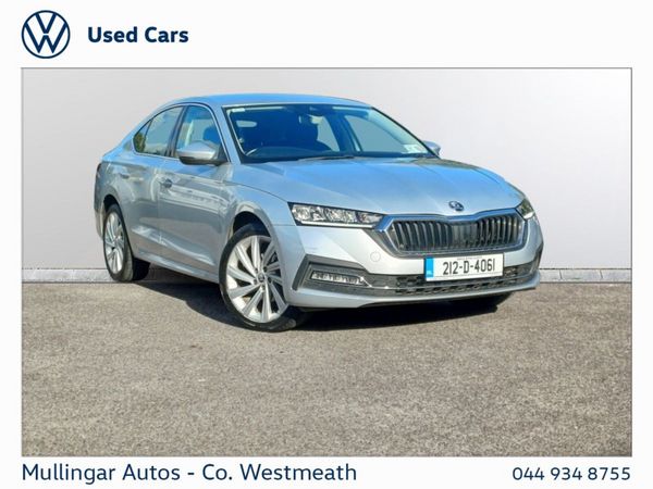 Skoda Octavia Saloon, Diesel, 2021, Grey