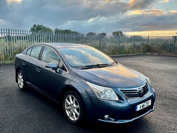 Toyota Avensis Saloon, Diesel, 2011, Blue
