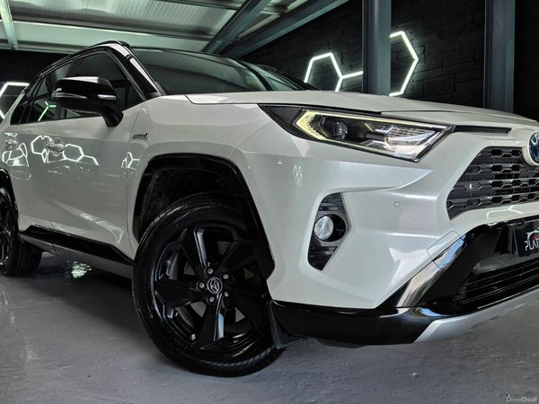 Toyota RAV4 SUV, Petrol Hybrid, 2019, White