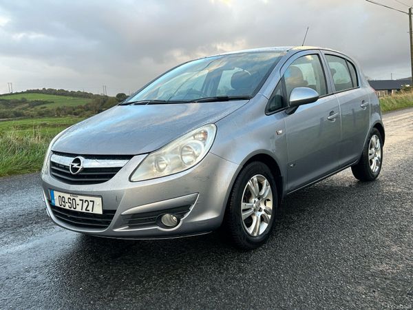Opel Corsa Hatchback, Diesel, 2009, Silver