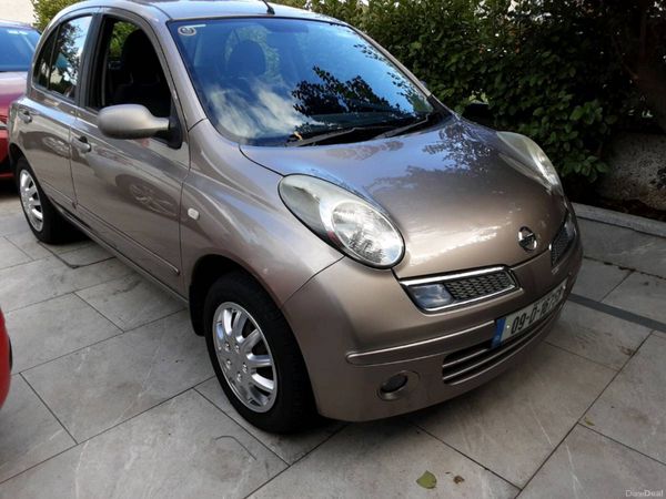 Nissan Micra Hatchback, Petrol, 2009, Gold