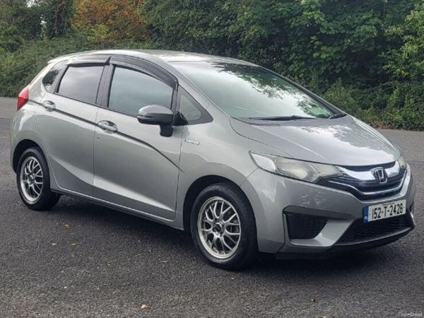 Honda Fit Hatchback, Petrol Hybrid, 2015, Silver