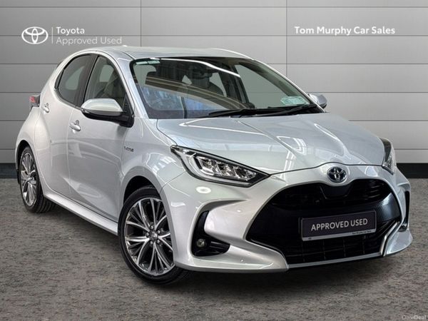Toyota Yaris Hatchback, Petrol Hybrid, 2022, Silver