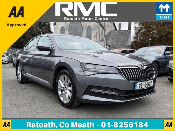 Skoda Superb Hatchback, Diesel, 2023, Grey