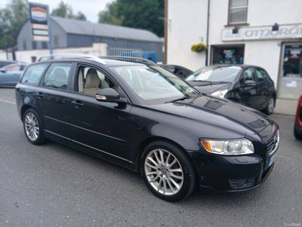 Volvo V50 Estate, Diesel, 2011, Black