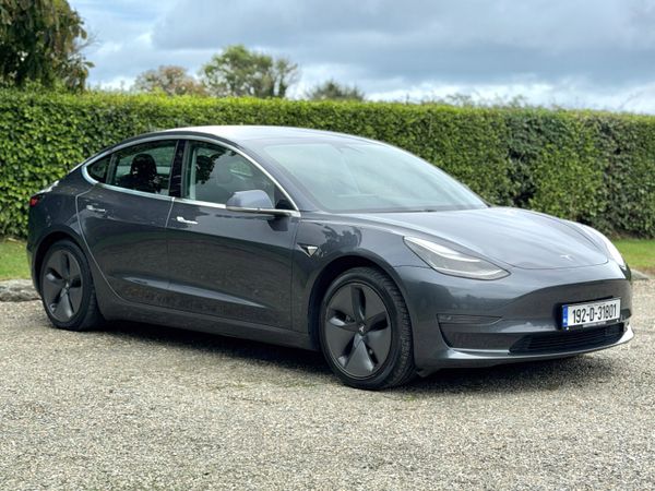 Tesla Model 3 Saloon, Electric, 2019, Grey