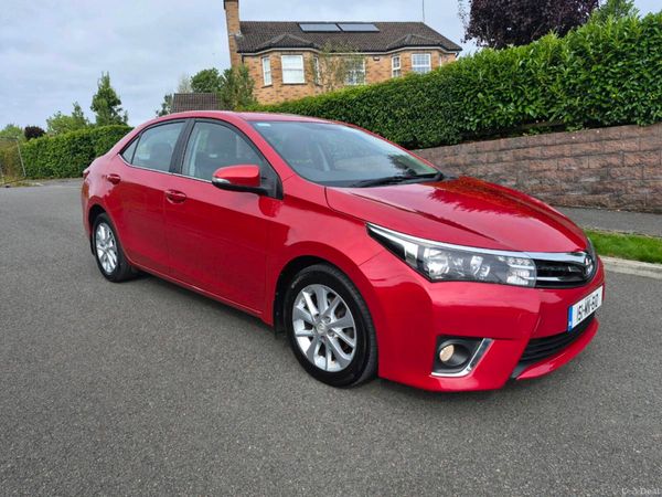 Toyota Corolla Saloon, Diesel, 2015, Red