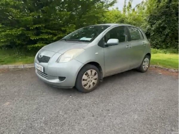 Toyota Yaris Hatchback, Petrol, 2008, Silver
