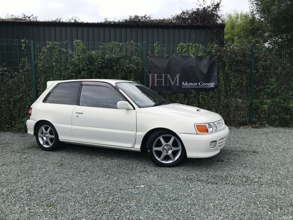 Toyota Starlet Hatchback, Petrol, 1995, White