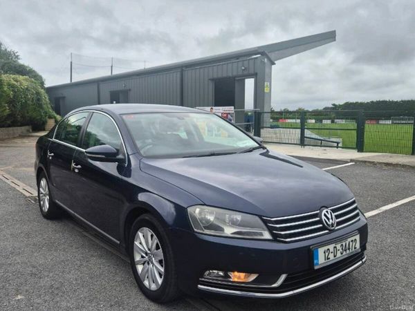 Volkswagen Passat Saloon, Diesel, 2012, Blue