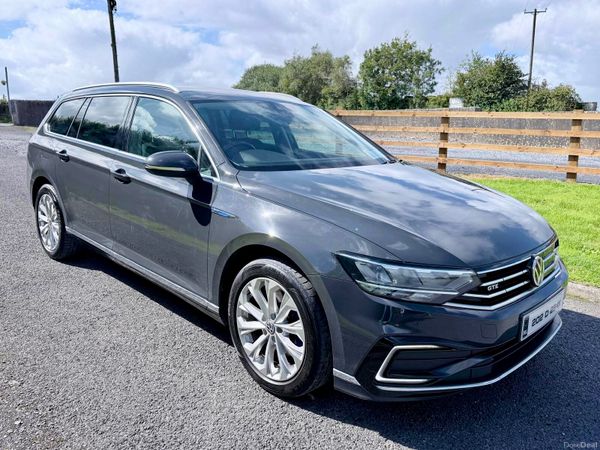 Volkswagen Passat Estate, Petrol Plug-in Hybrid, 2020, Grey