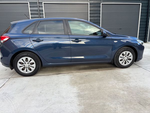 Hyundai i30 Hatchback, Petrol, 2018, Blue