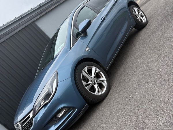Vauxhall Astra Hatchback, Diesel, 2016, Blue