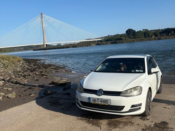 Volkswagen Golf Hatchback, Petrol, 2014, White