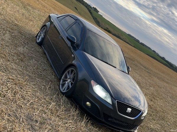 SEAT Exeo Saloon, Diesel, 2012, Grey