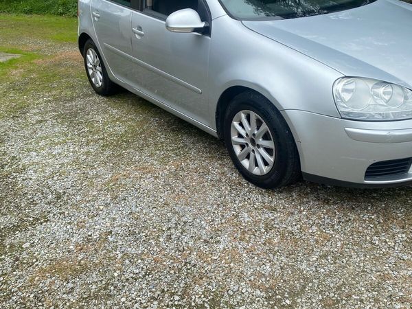 Volkswagen Golf Hatchback, Petrol, 2008, Silver