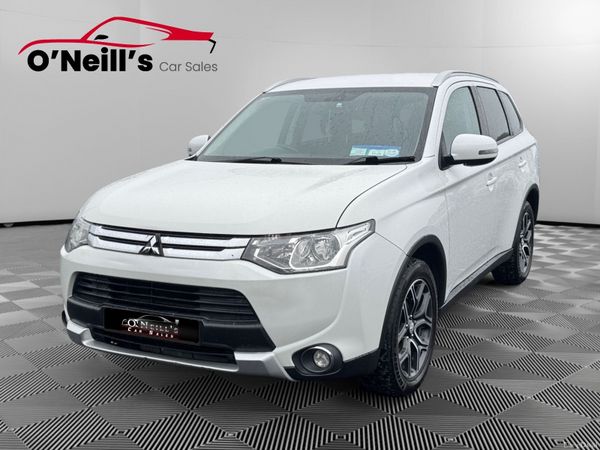 Mitsubishi Outlander SUV, Diesel, 2015, White
