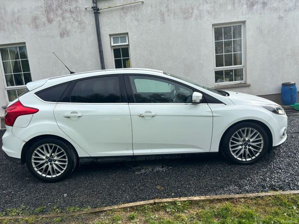 Ford Focus Hatchback, Diesel, 2013, White