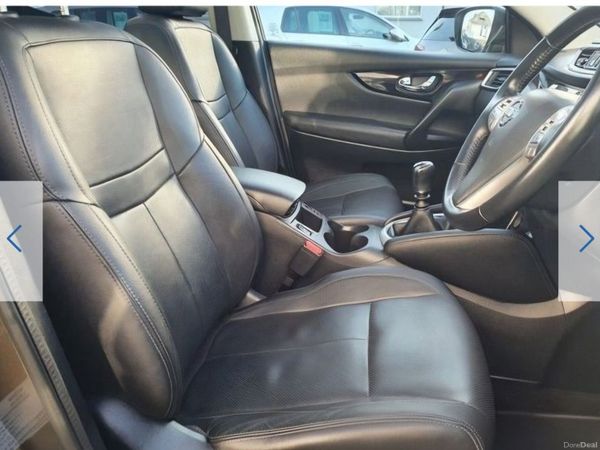 Nissan Qashqai Hatchback, Diesel, 2016, Brown