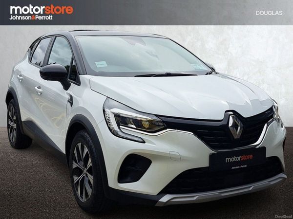 Renault Captur Hatchback, Petrol, 2023, White