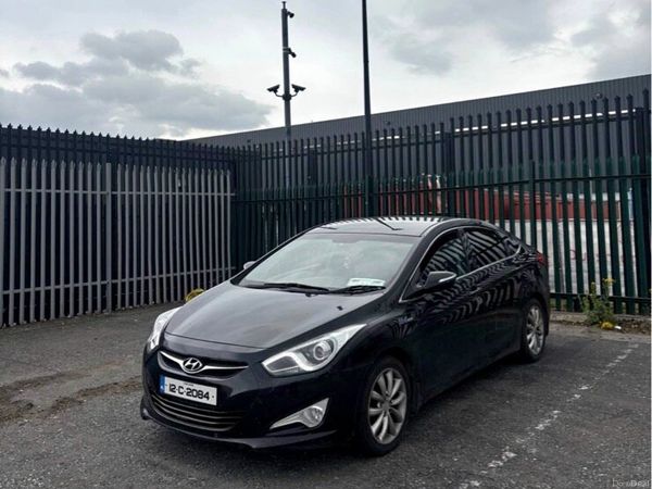 Hyundai i40 Saloon, Diesel, 2012, Black