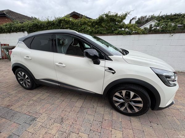 Renault Captur Hatchback, Petrol, 2020, White
