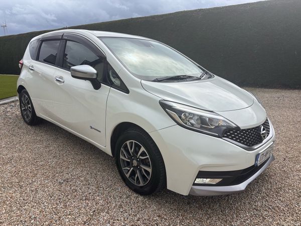 Nissan Note MPV, Petrol Hybrid, 2017, Silver