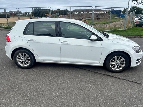 Volkswagen Golf Hatchback, Petrol, 2016, White