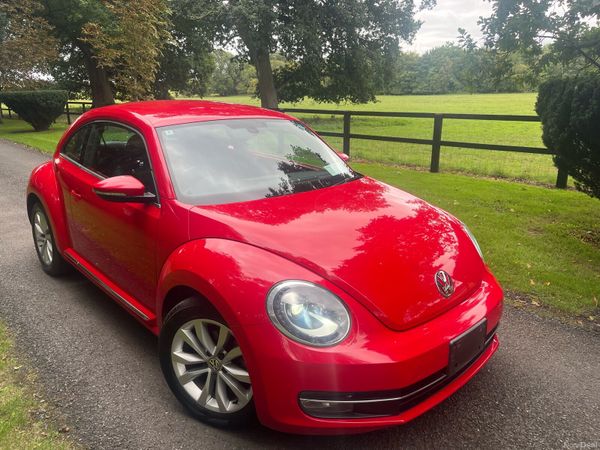 Volkswagen Beetle Coupe, Petrol, 2014, Red