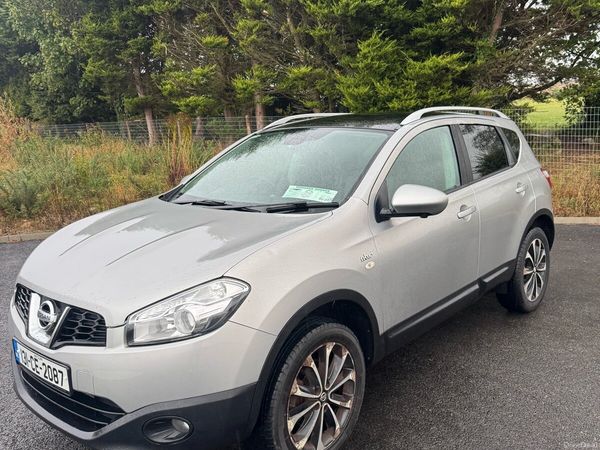 Nissan Qashqai Hatchback, Diesel, 2013, Silver