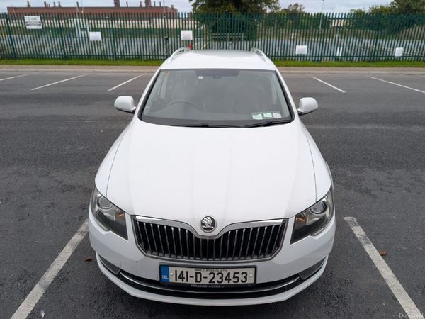 Skoda Superb Estate, Diesel, 2014, White