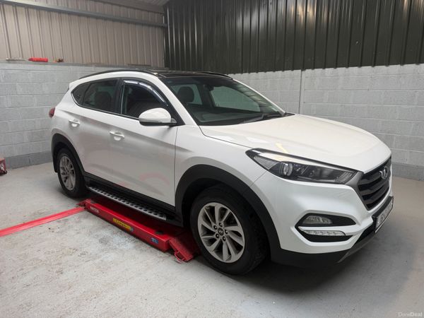 Hyundai Tucson SUV, Diesel, 2016, White