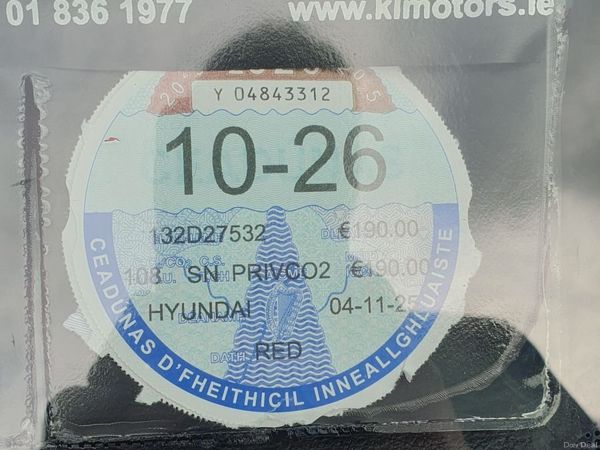 Hyundai i10 Hatchback, Petrol, 2013, Red