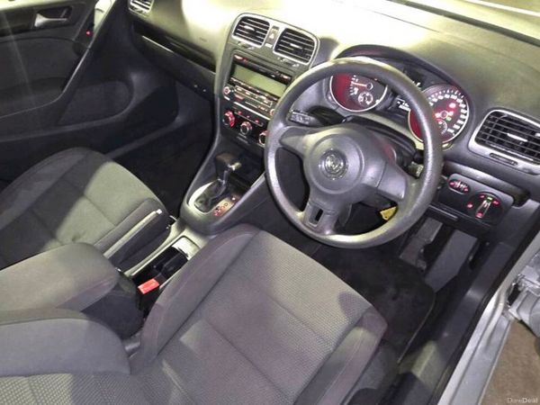 Volkswagen Golf Hatchback, Diesel, 2010, Silver