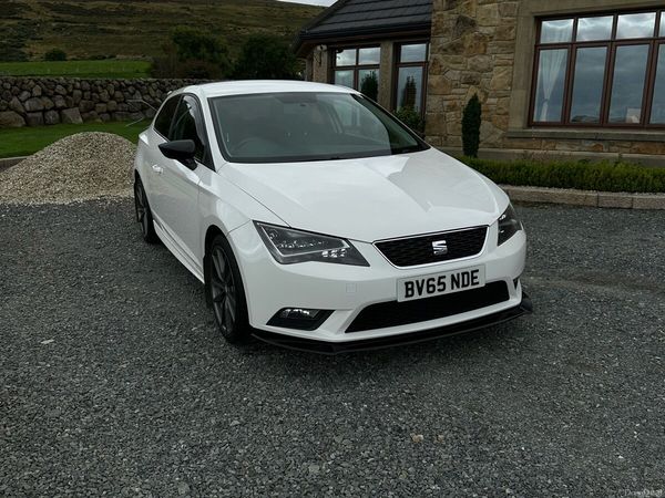 SEAT Leon Hatchback, Petrol, 2015, White